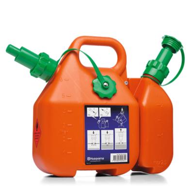 Bidon de carburant double 6 litres d'essence et 2.5 litres d'huile.