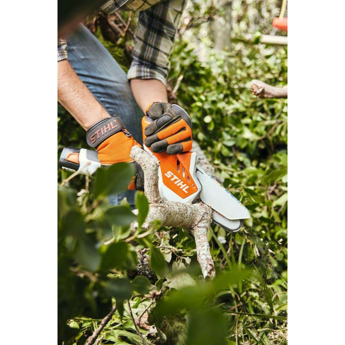 scie-de-jardin-à-batterie-stihl-gta-26-pack-avec-une-batterie-un-chargeur-matériel-jardin-forêt-pmdmat-pmdmat-35344341